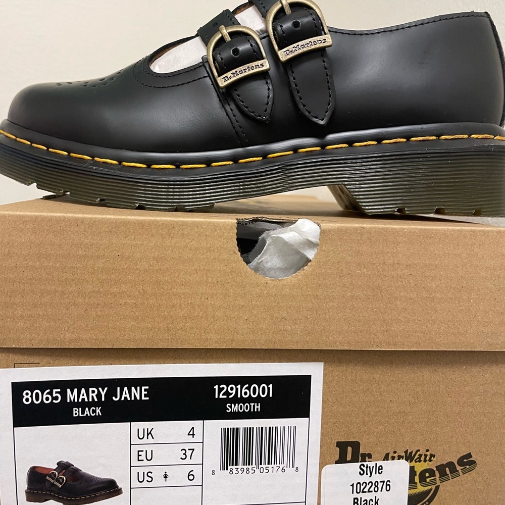 Mary Jane shoe